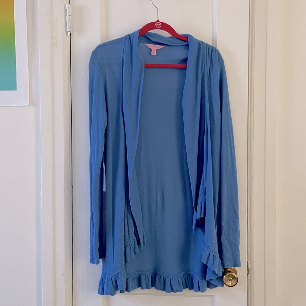 Lily Pulitzer cardigan 💙